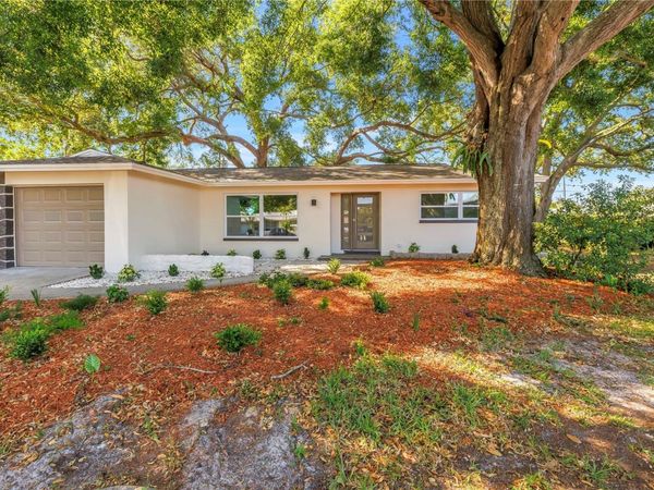 2161 NE HILLWOOD COURT , CLEARWATER, FL 33763