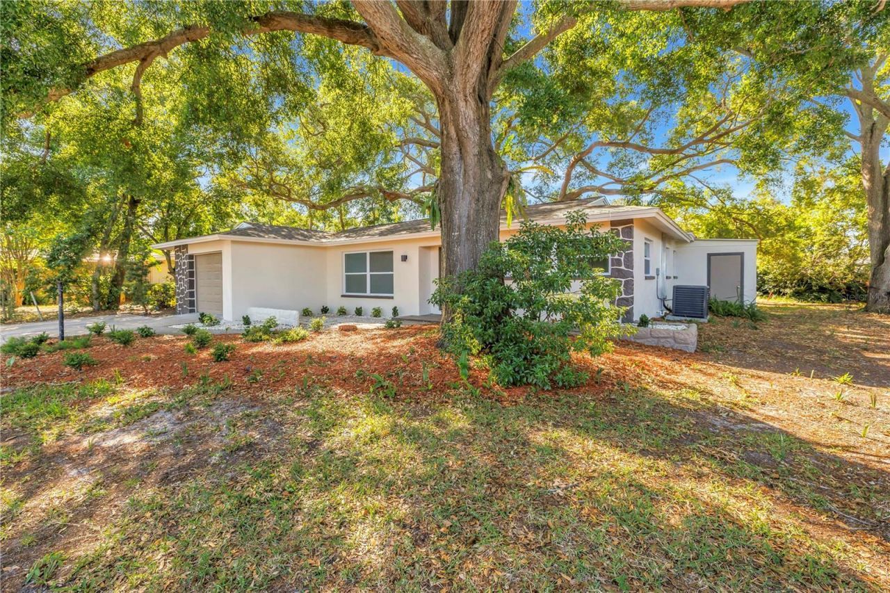 2161 NE Hillwood Court, Clearwater, FL 33763 Photo