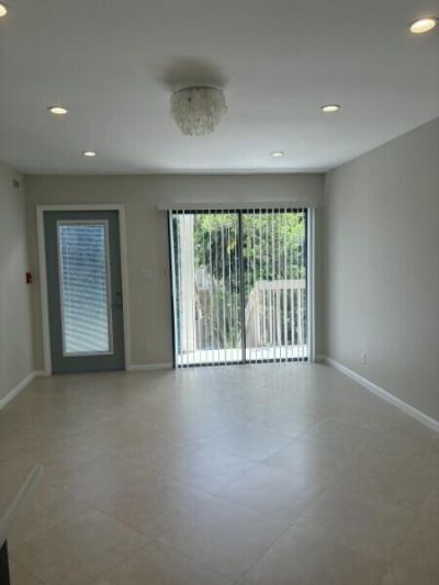 600 Executive Center Drive, Unit 212, West Palm Beach, FL 33401 Photo