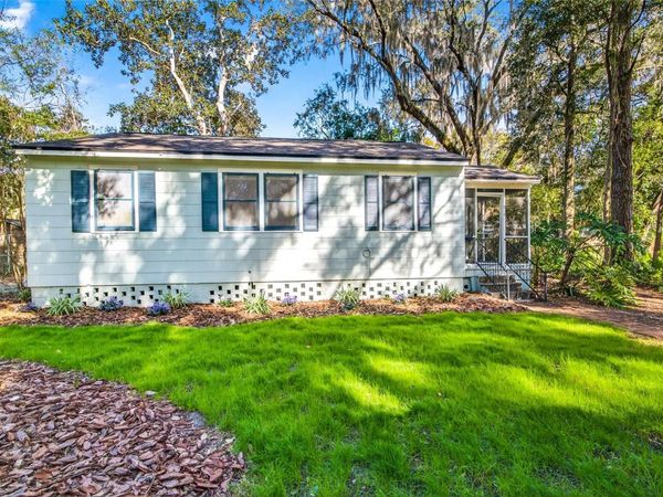 914 NE 6TH AVENUE , GAINESVILLE, FL 32601