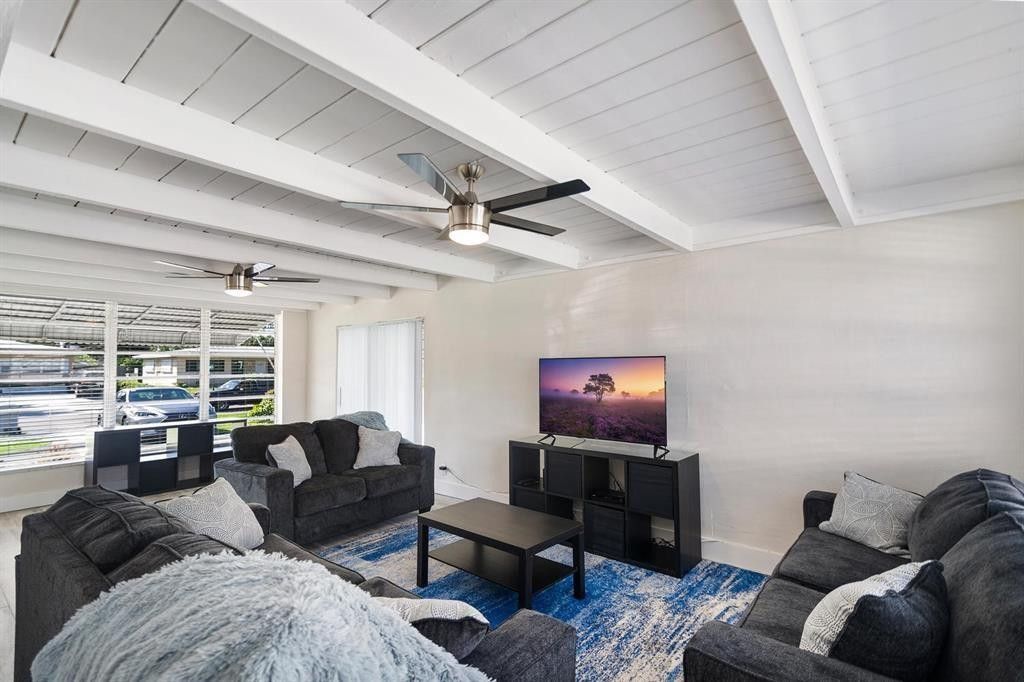2501 NE 12th Street, Pompano Beach, FL 33062 Photo