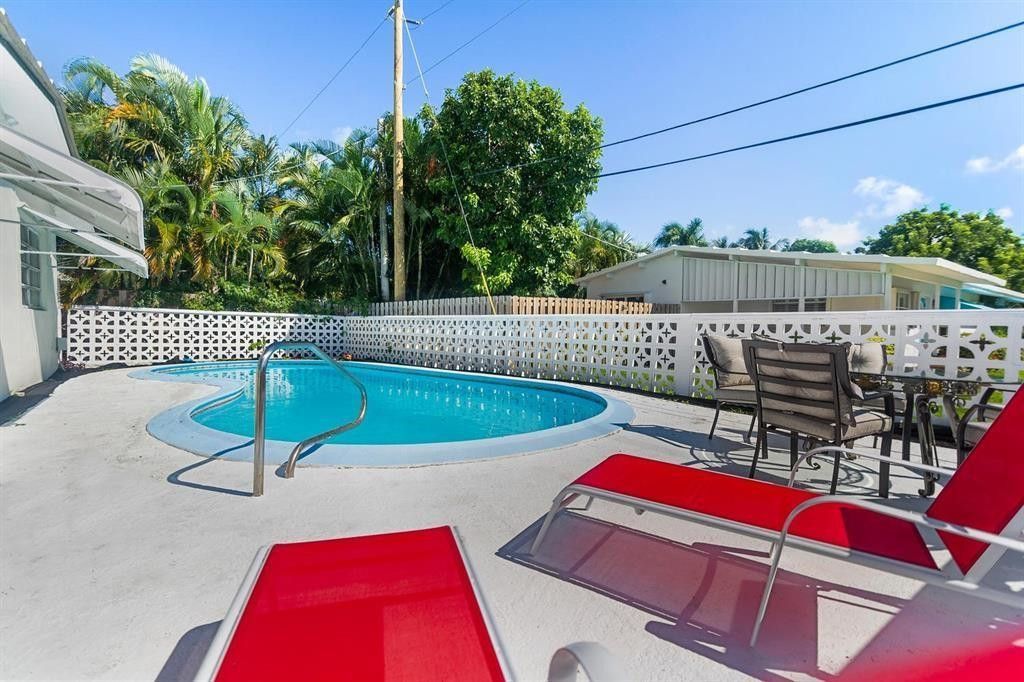 2501 NE 12th Street, Pompano Beach, FL 33062 Photo
