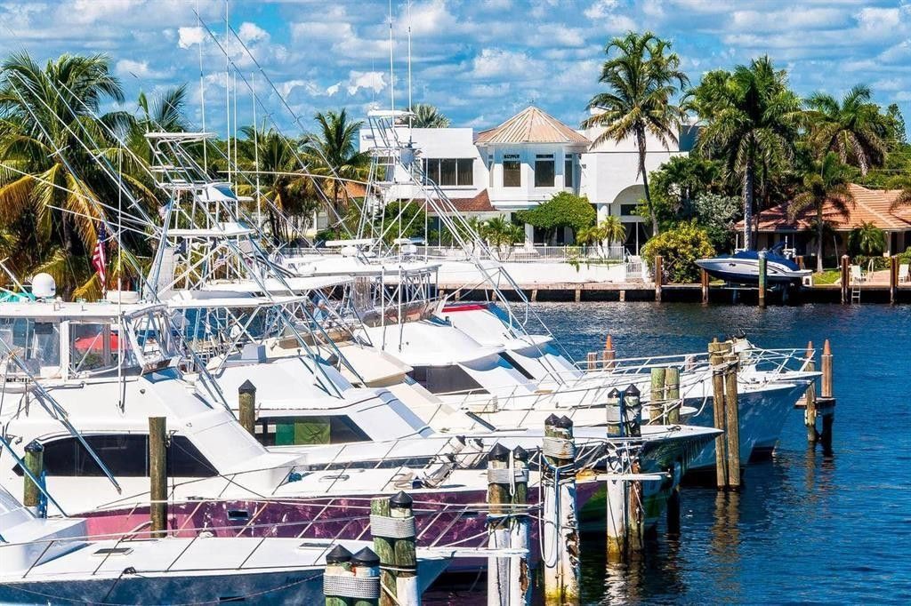 2501 NE 12th Street, Pompano Beach, FL 33062 Photo