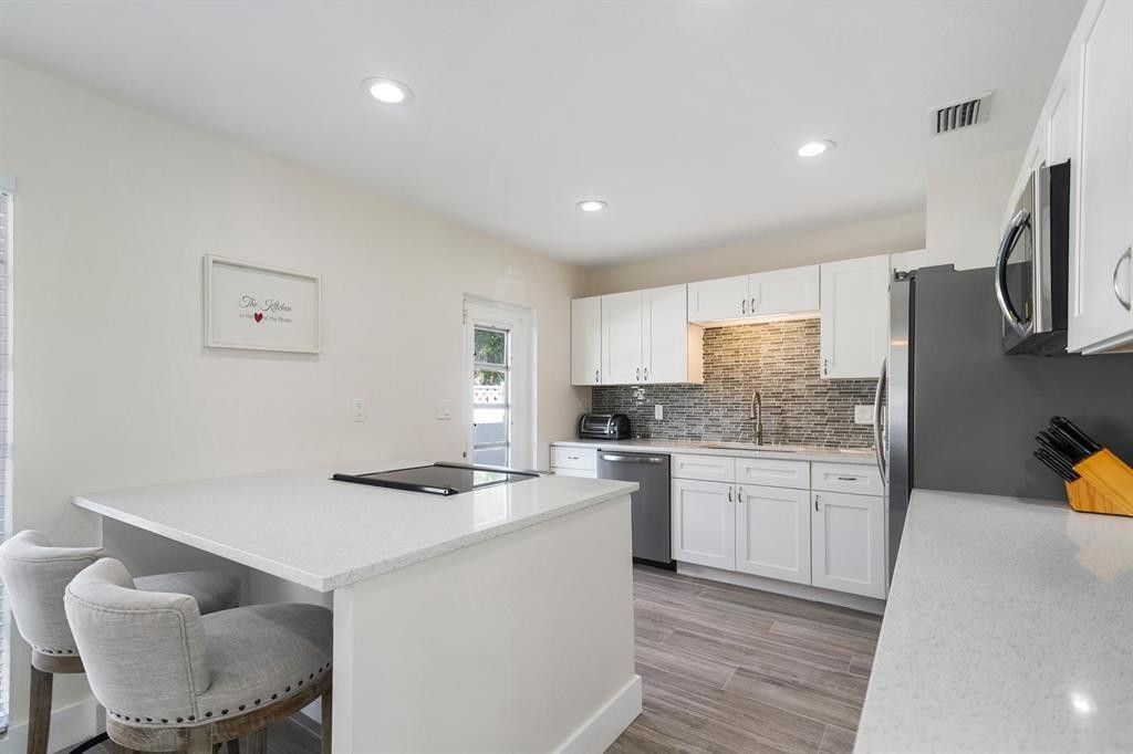 2501 NE 12th Street, Pompano Beach, FL 33062 Photo