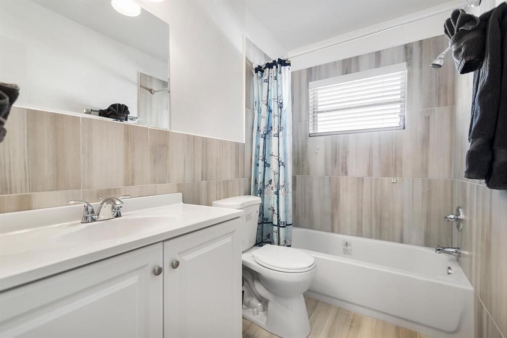 2501 NE 12th Street, Pompano Beach, FL 33062 Photo