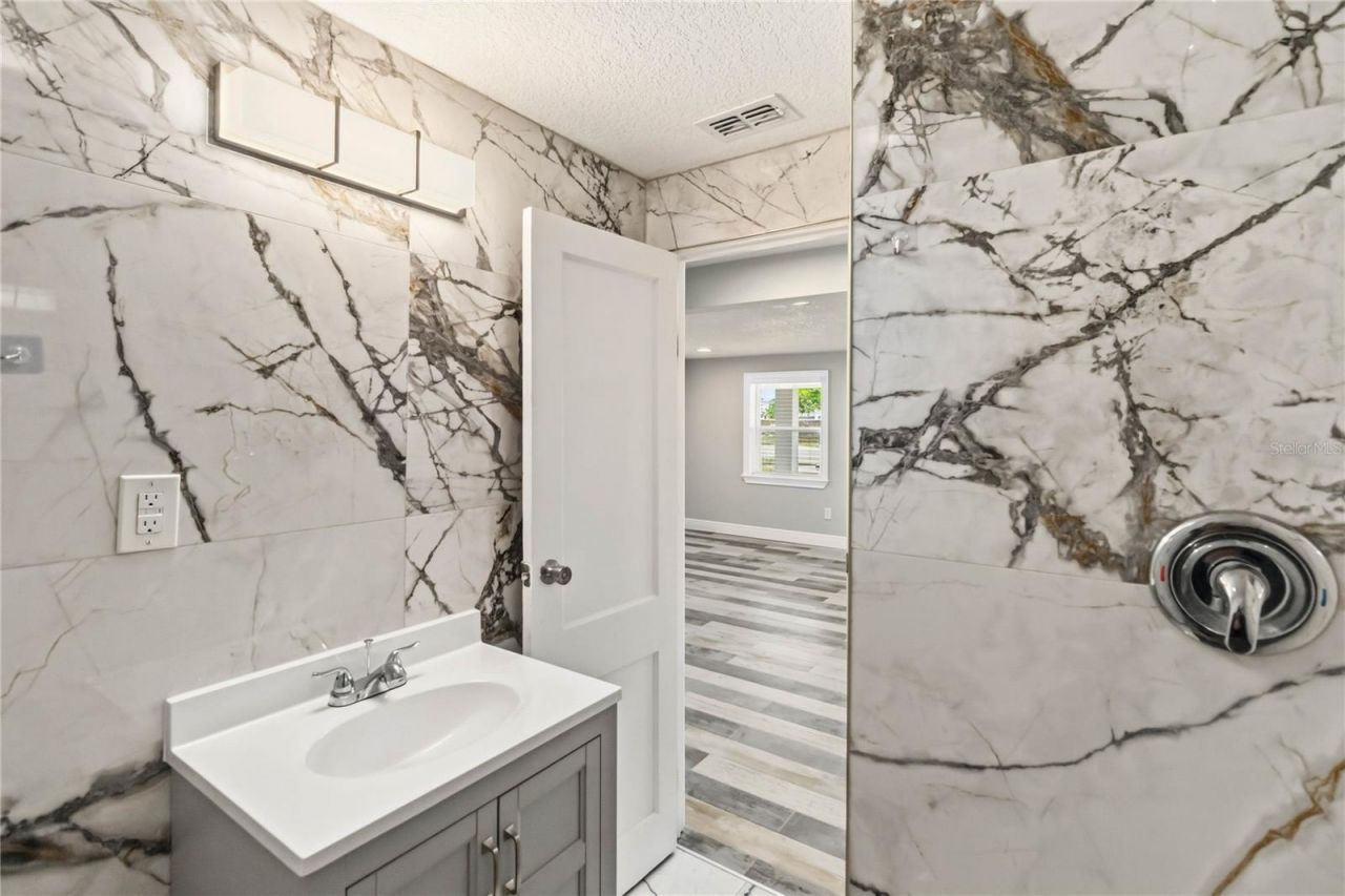 4116 S Goldenrod Road , Orlando, FL 32822 Photo