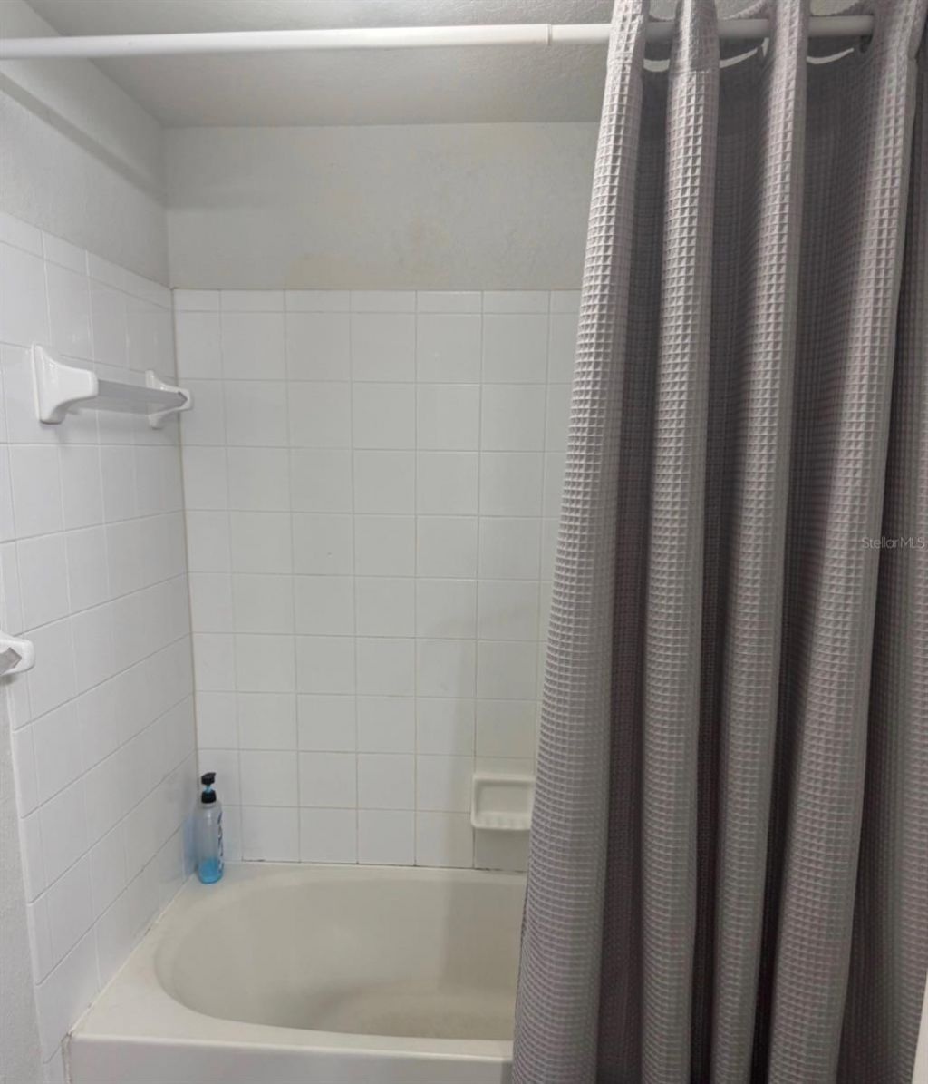 13953 Fairway Island Drive, Unit 633, Orlando, FL 32837 Photo