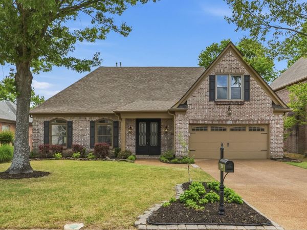 536 WARWICK WILLOW CV, Collierville, TN 38017