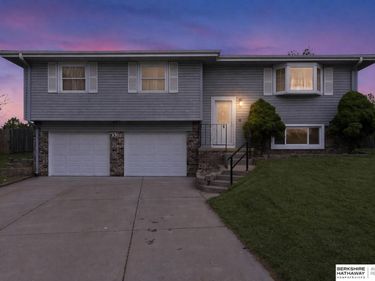 3302 E Dutchman Circle , Bellevue, NE 68123