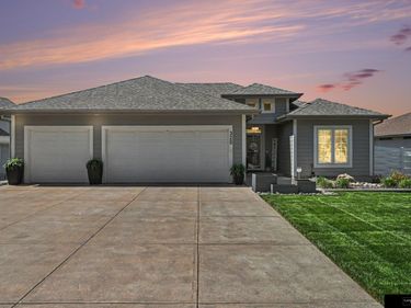 320 Riverside Drive , Waterloo, NE 68069