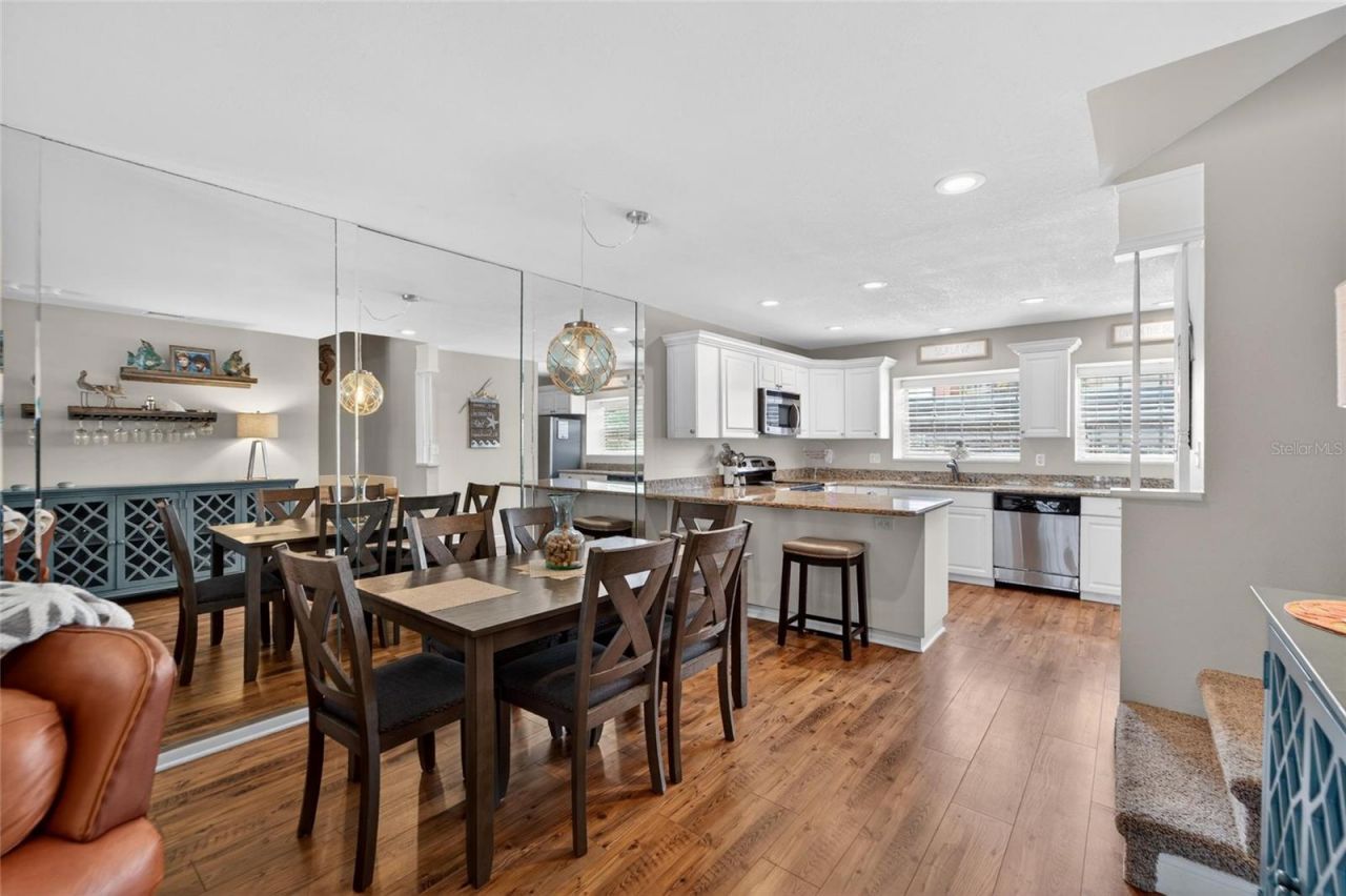 17960 Gulf Boulevard , Unit 106, Redington Shores, FL 33708 Photo