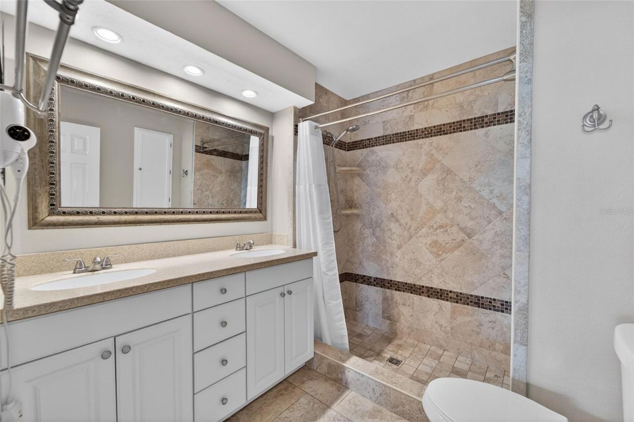 17960 Gulf Boulevard , Unit 106, Redington Shores, FL 33708 Photo