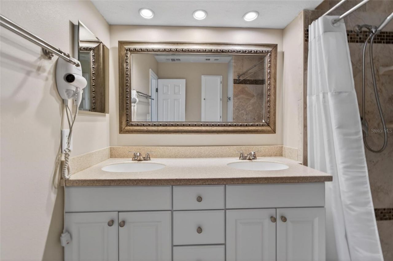 17960 Gulf Boulevard , Unit 106, Redington Shores, FL 33708 Photo