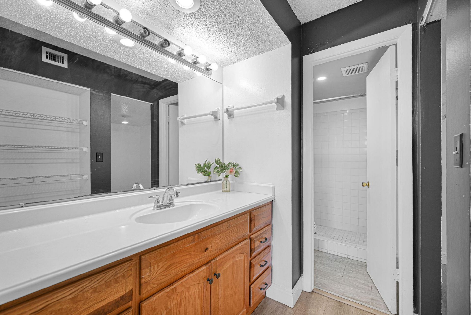 6190 Woodlands Boulevard, Unit 312, Tamarac, FL 33319 Photo