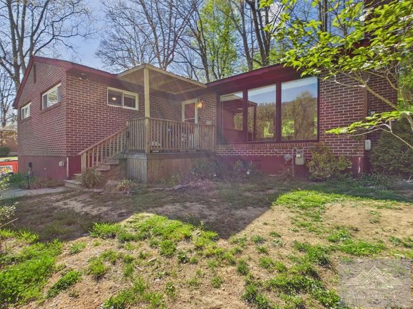 1244 Castlewood Lane, Bluefield, WV 24701
