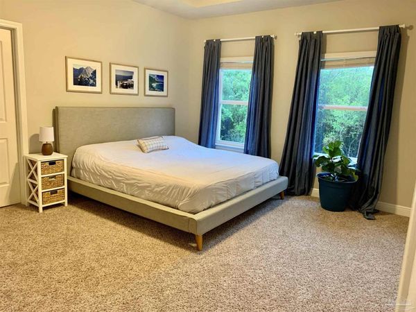 2598 Caldwell Cir, Pace, FL 32571