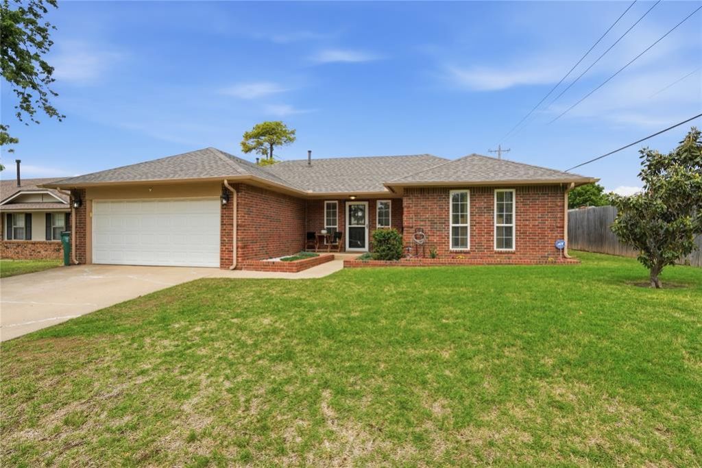 501 Wandering Way, Oklahoma City, OK 73170 Main Photo