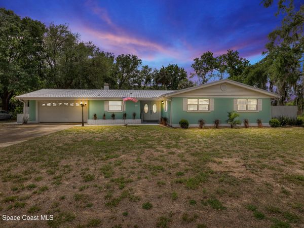 48 Fairglen Drive , Titusville, FL 32796