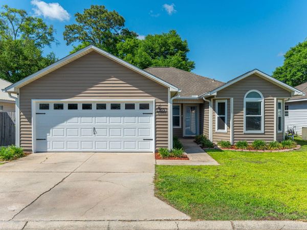 953 Pacific Silver Court, Fort Walton Beach, FL 32547