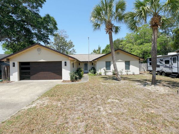 765 Saint Vincent Cove, Niceville, FL 32578