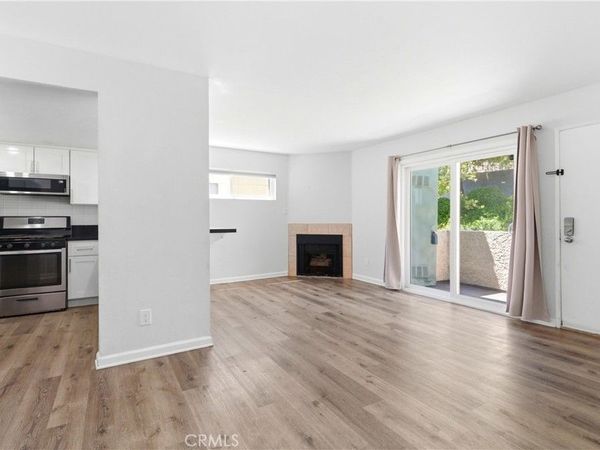 18209 Sierra Highway, Unit 30, Canyon Country, CA 91351