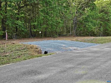 6.939 AXTELL RD, Howardsville, VA 24562