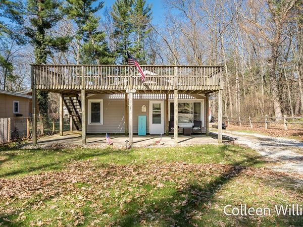 11327 Hemlock Street, Holton, MI 49425