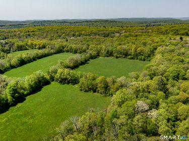 215 Melius , Warren, CT 06754