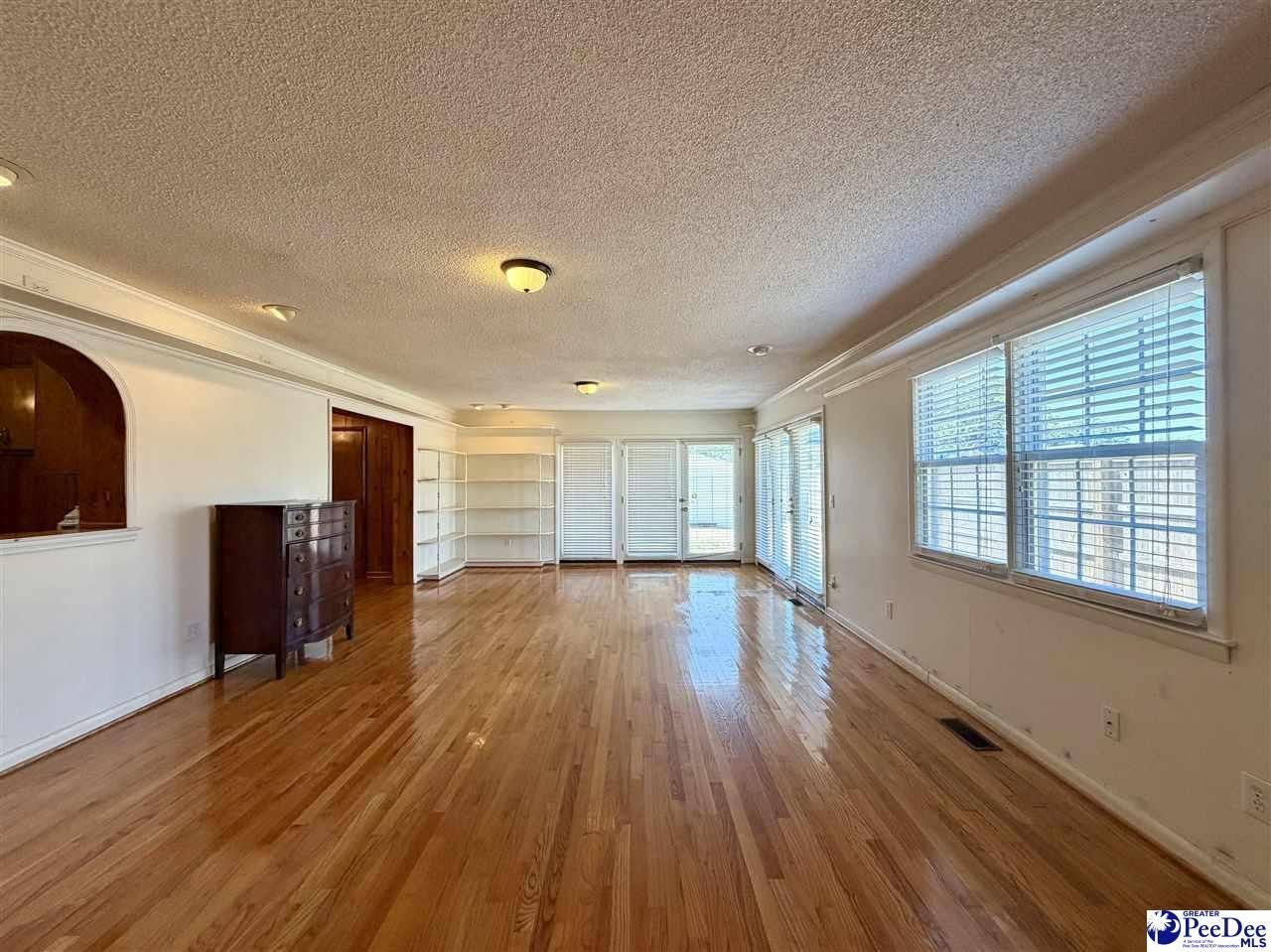 1115 N 4th Avenue Photo 21