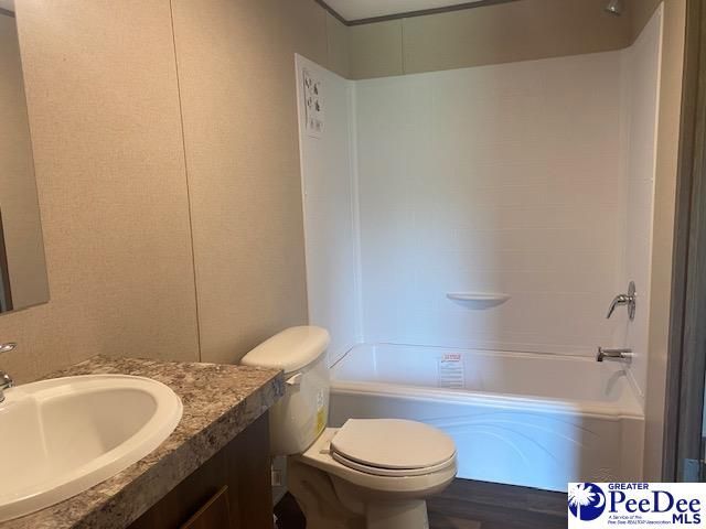 2358 Southern Drive Photo 4