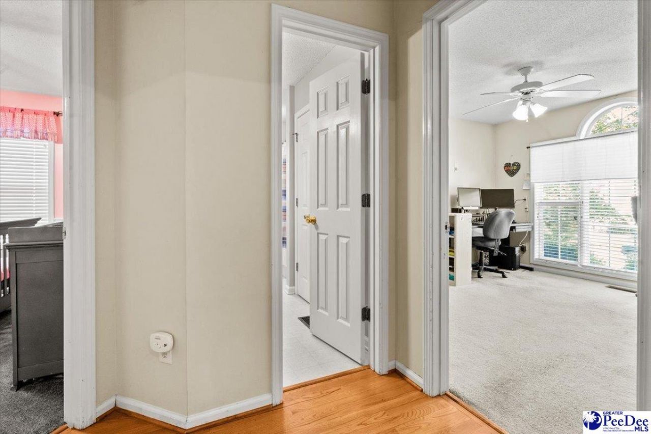 2151 Woodmore Circle Photo 29