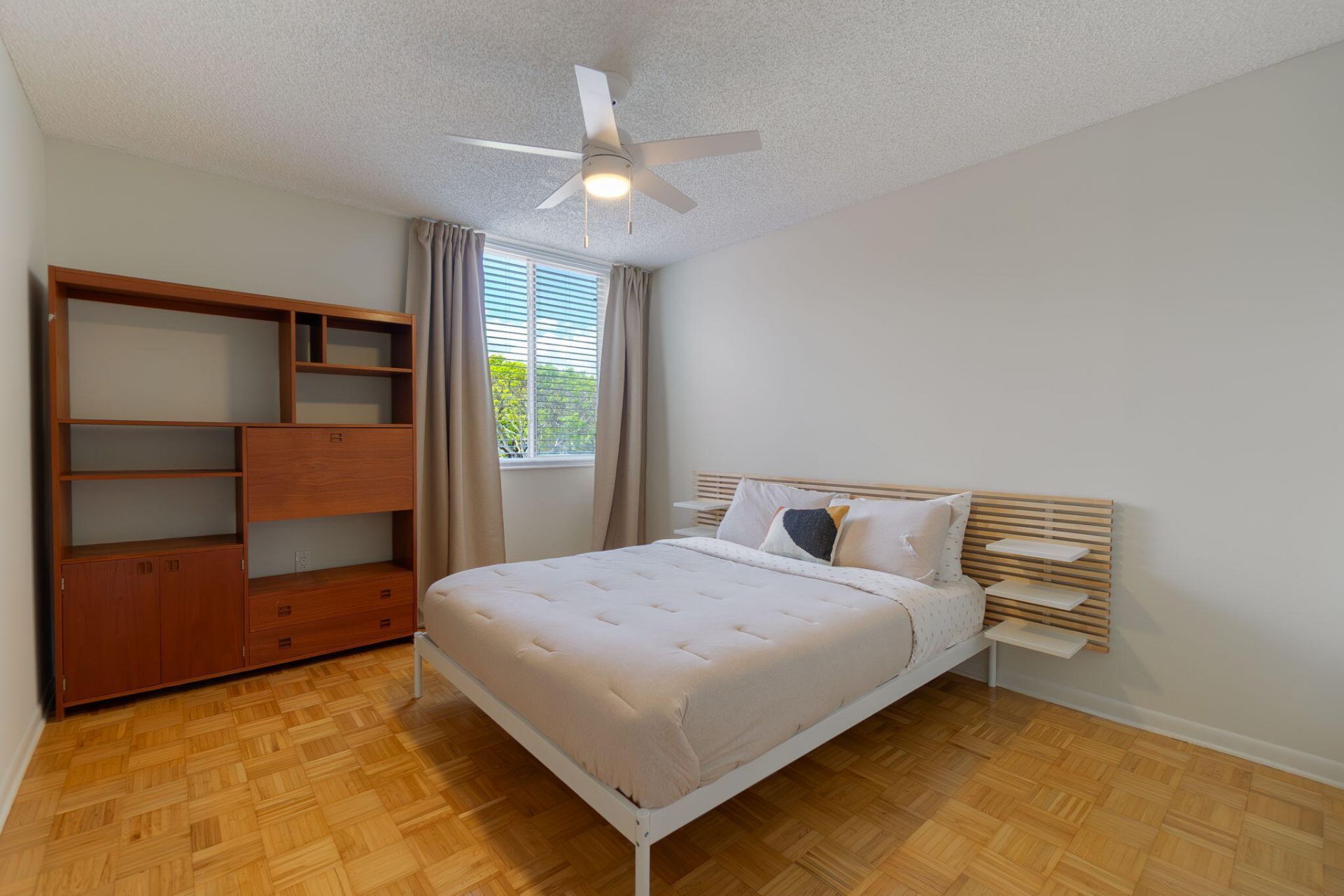 102 Half Moon Circle, Unit G2, Hypoluxo, FL 33462 Photo