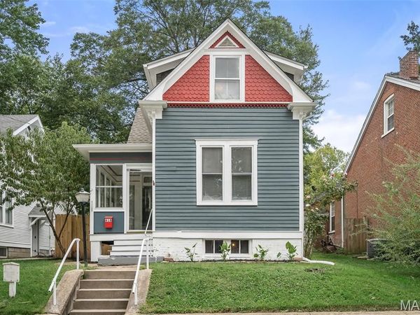 618 N Benton Avenue, St Charles, MO 63301