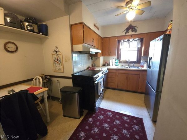 452 Allenford Street, Akron, OH 44314