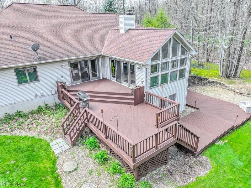 9855 Breckenridge Drive, Chardon, OH 44024 Photo 12