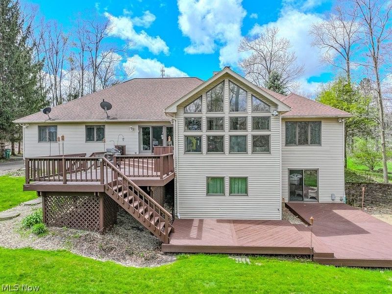 9855 Breckenridge Drive, Chardon, OH 44024 Photo 13