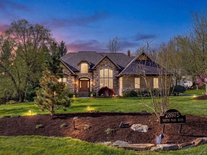 28975 North Park Boulevard, Solon, OH 44139 Photo 1