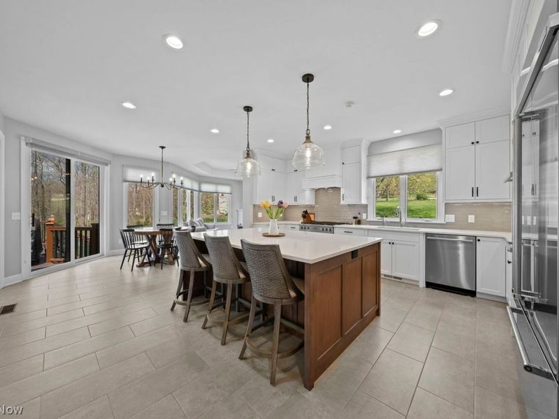 28975 North Park Boulevard, Solon, OH 44139 Photo 16