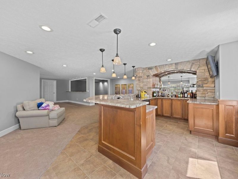 28975 North Park Boulevard, Solon, OH 44139 Photo 40