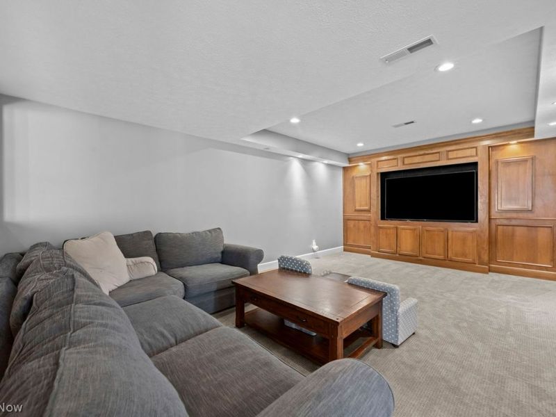 28975 North Park Boulevard, Solon, OH 44139 Photo 44