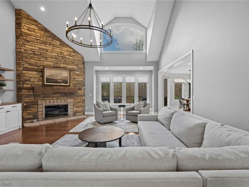 28975 North Park Boulevard, Solon, OH 44139 Photo 6