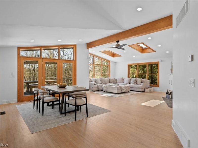 15511 Russell Road, Chagrin Falls, OH 44022 Photo 8