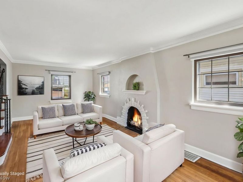 17406 Milburn Avenue, Cleveland, OH 44135 Photo 10