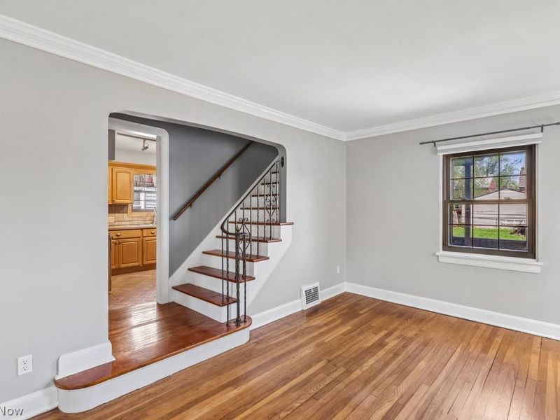 17406 Milburn Avenue, Cleveland, OH 44135 Photo 13