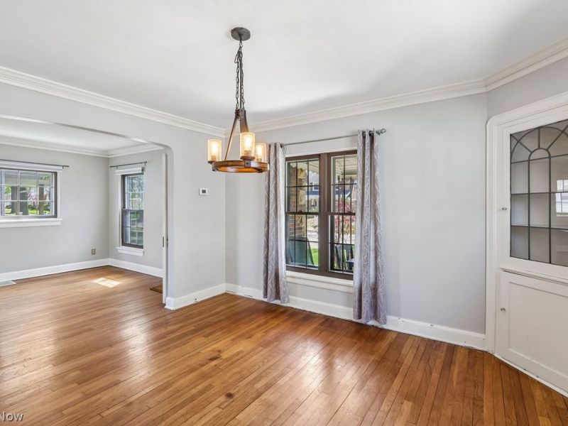 17406 Milburn Avenue, Cleveland, OH 44135 Photo 18