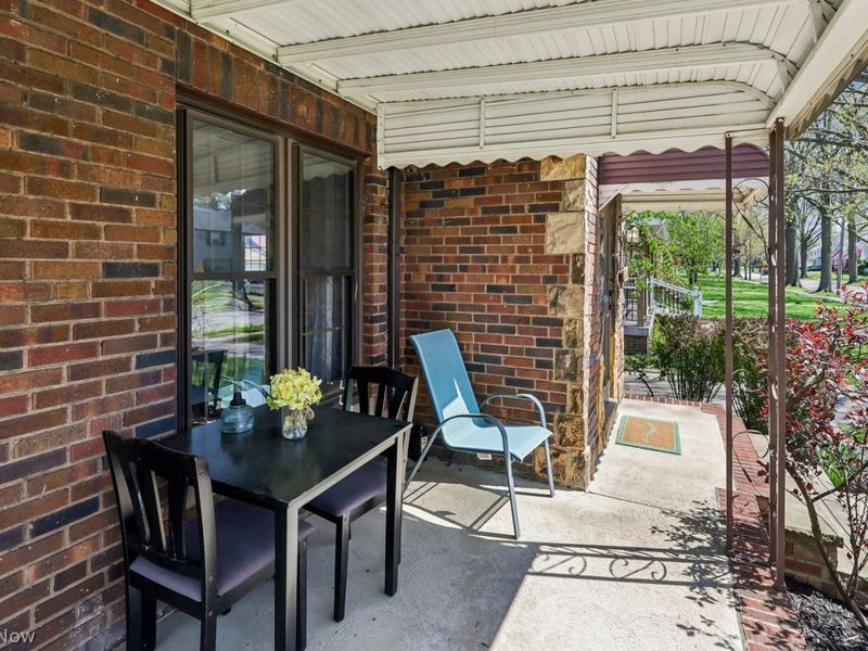 17406 Milburn Avenue, Cleveland, OH 44135 Photo 6