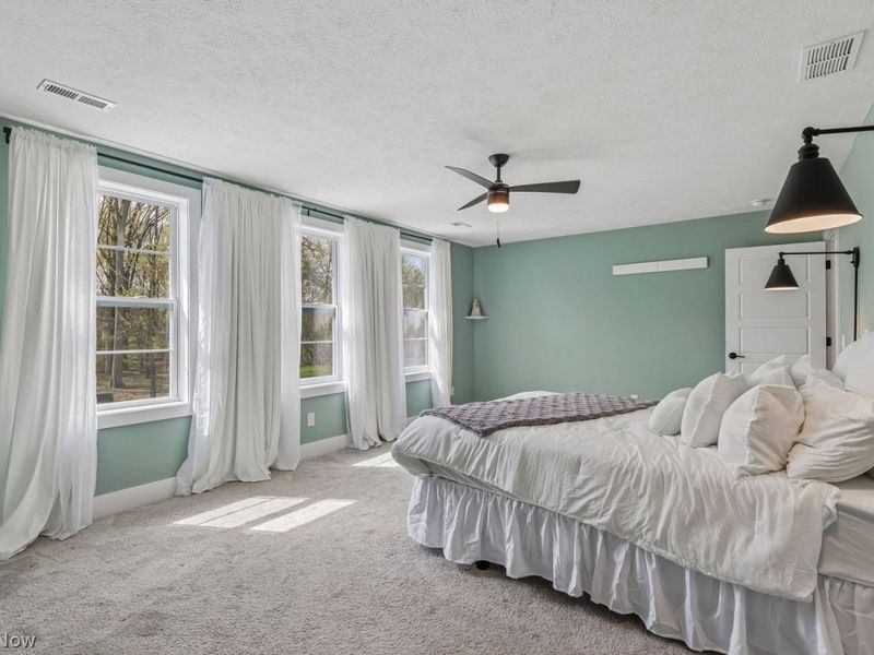 8319 Falls Glen Lane, Olmsted Falls, OH 44138 Photo 27