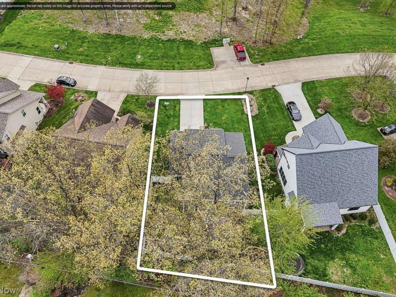 8319 Falls Glen Lane, Olmsted Falls, OH 44138 Photo 46