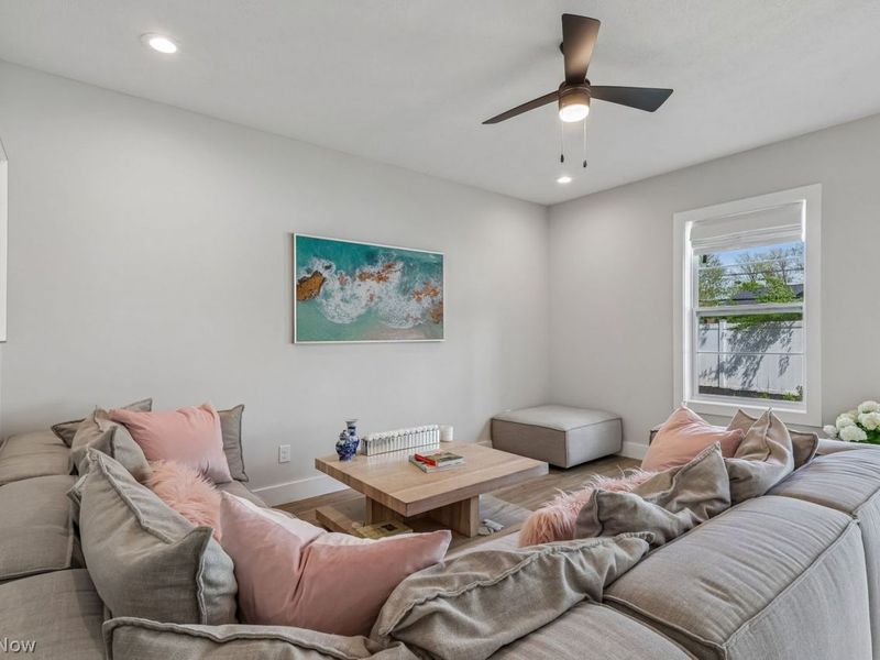 8319 Falls Glen Lane, Olmsted Falls, OH 44138 Photo 6