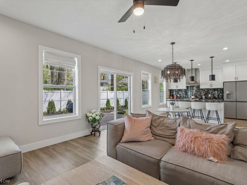 8319 Falls Glen Lane, Olmsted Falls, OH 44138 Photo 7